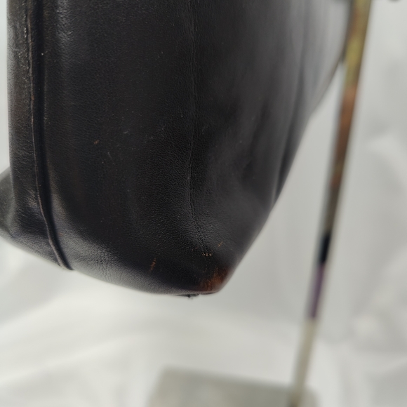 Vintage HOBO INT. Lola Tote Bag Black polished leather / brown wear highlights - Picture 5 of 10